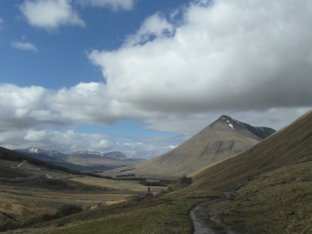 15. Někde ve Skotsku